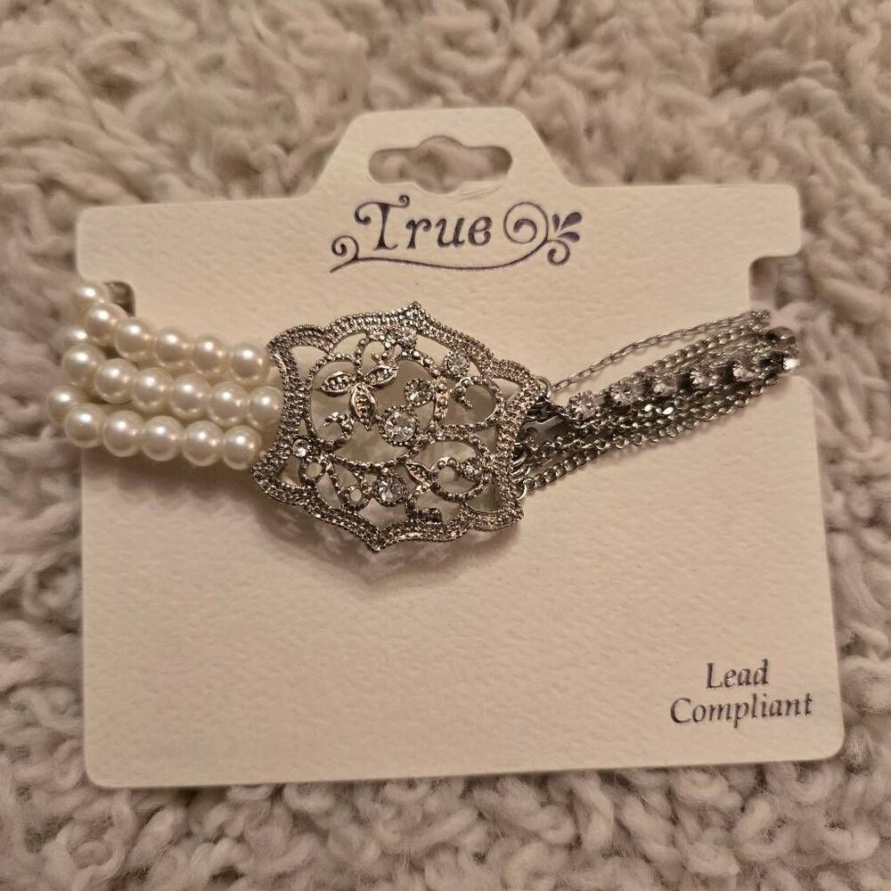 NEW Stretch Bracelet Pearl Silver Chain Rhinestone